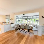 Caras Hus