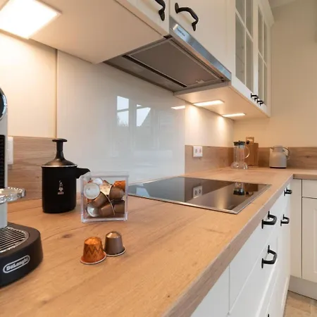 Holiday home Caras Hus