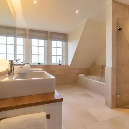 Caras Hus Holiday home Midlum (Schleswig-Holstein)