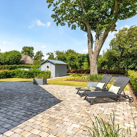 Caras Hus Дом отдыха