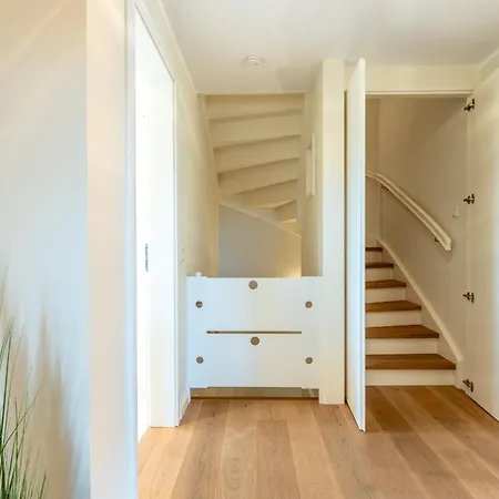 度假居 Caras Hus *