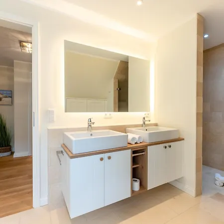 Caras Hus * Midlum (Schleswig-Holstein)