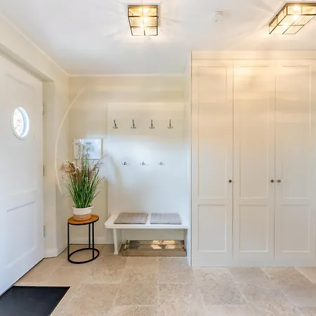 Caras Hus Дом отдыха